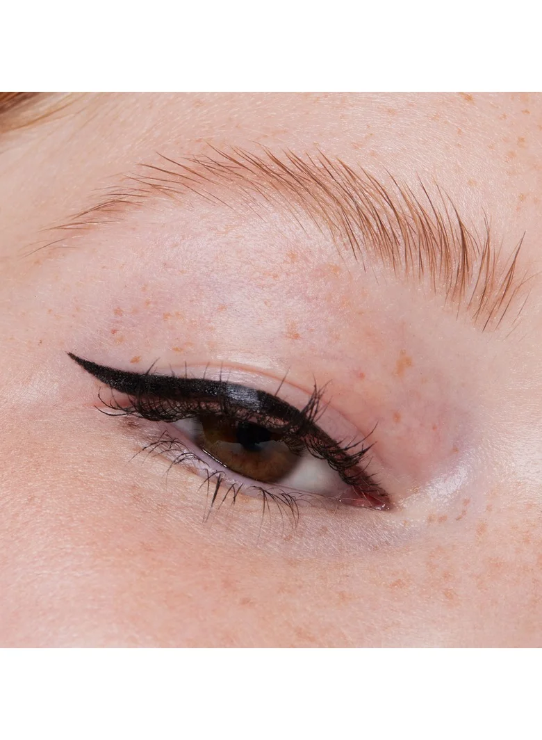 ايسنس Essence Lash Princess Liner Black
