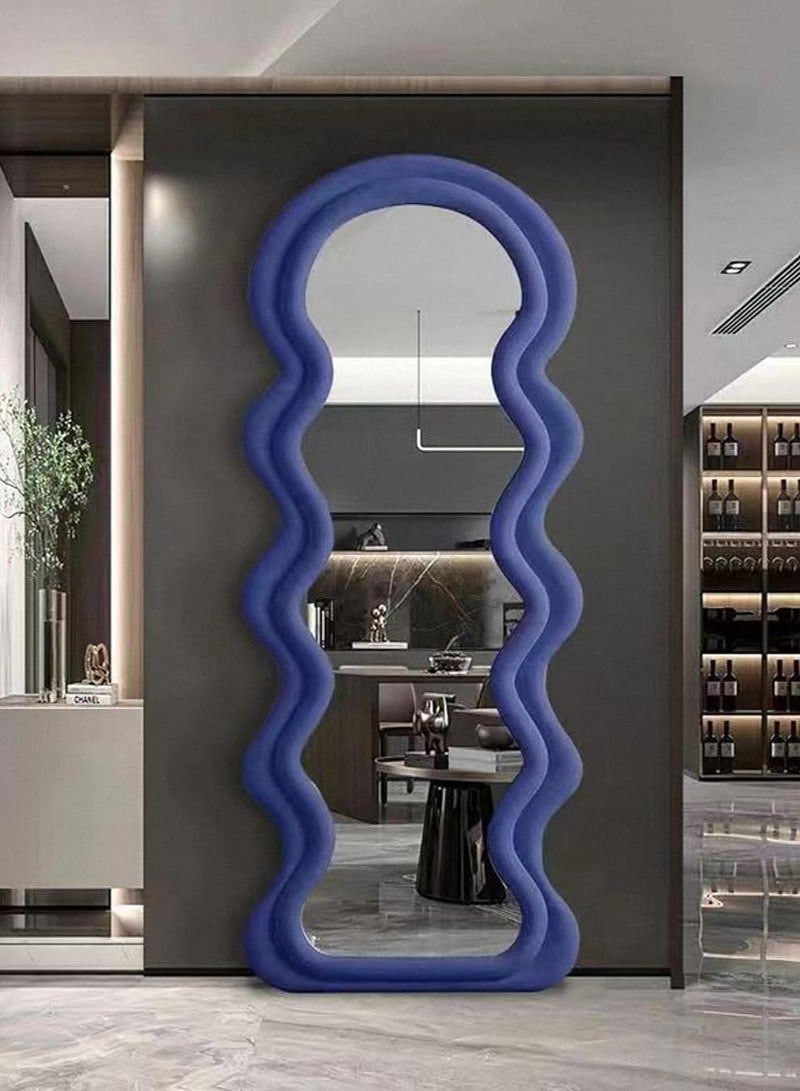 ديكور هيلز مرآة ديكور هيلز كاملة الطول - مرآة بتصميم عصري مموج مزدوج الطبقات بإطار من قماش المخمل الأزرق، ومرآة قابلة للطي وحامل، وخيار التثبيت على الحائط لغرفة النوم، وغرفة المعيشة، وغرفة الملابس - Image 2