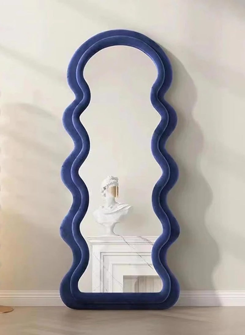 ديكور هيلز مرآة ديكور هيلز كاملة الطول - مرآة بتصميم عصري مموج مزدوج الطبقات بإطار من قماش المخمل الأزرق، ومرآة قابلة للطي وحامل، وخيار التثبيت على الحائط لغرفة النوم، وغرفة المعيشة، وغرفة الملابس - Image 4
