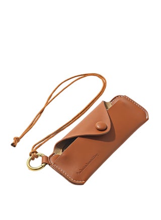 Glasses Pouch, Leather Case Holder, Glasses Case Soft, Portable Universal Genuine Leather Slim Eyeglass Pouch for Sunglasses Reading Glasses Eyeglass - pzsku/ZF74A600DAC8F72BC0B8FZ/45/_/1716970126/8ff9682f-2b26-47af-8b03-d3ef5c3f8b3a