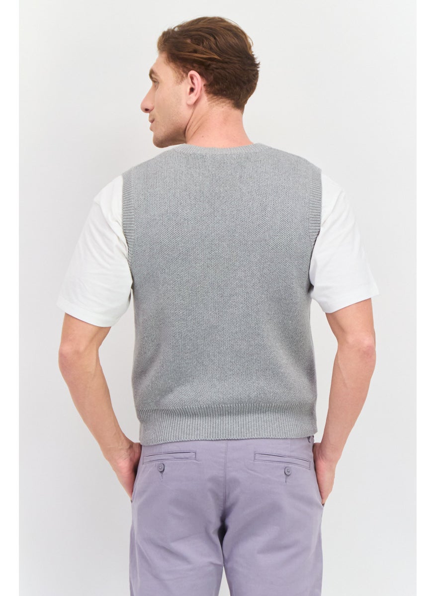 ESPRIT Men V-Neck Sleeveless Textured Sweater Vest, Grey  - Image 2