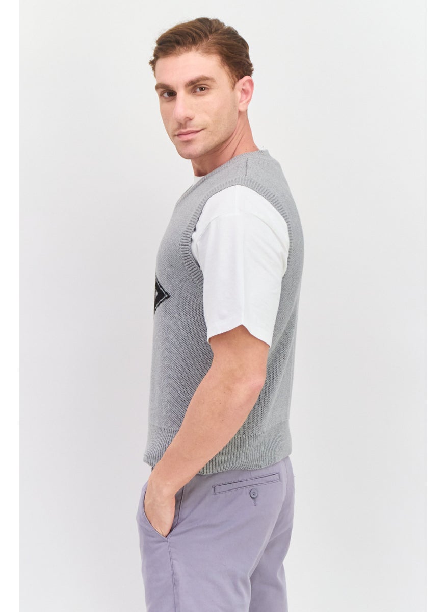 ESPRIT Men V-Neck Sleeveless Textured Sweater Vest, Grey  - Image 3