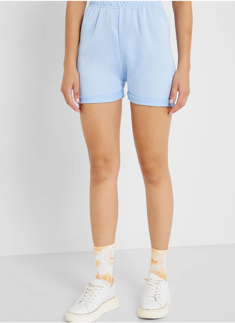 I SAW IT FIRST Crop Top With Shorts Set