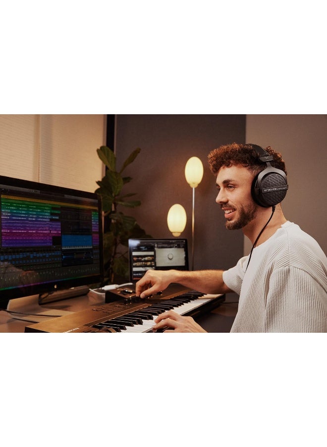 Beyer Dynamic beyerdynamic DT 990 PRO 250 ohm - LIMITED EDITION (Black, Straight Cable) - Image 3
