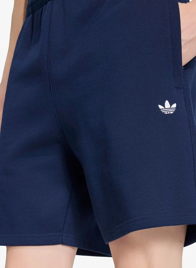 Adidas Originals NINDIG 7" Trefoil Essential Fleece Shorts for Men | Best Price UAE