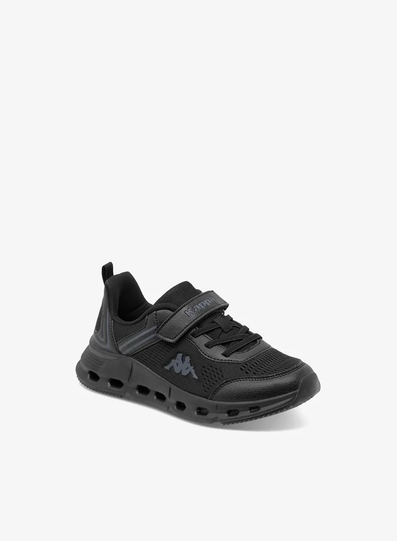 كابا حذاء رياضي للأولاد بتفاصيل شعار وإغلاق بشريط لاصق