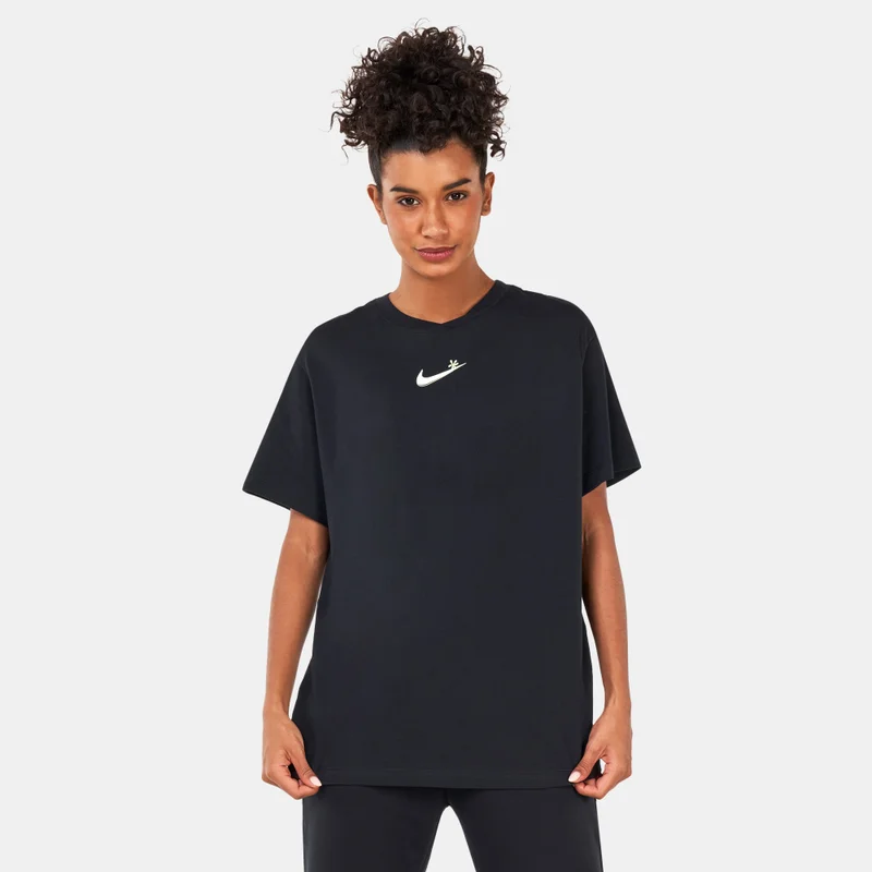 Nike Women's Sportswear T-Shirt