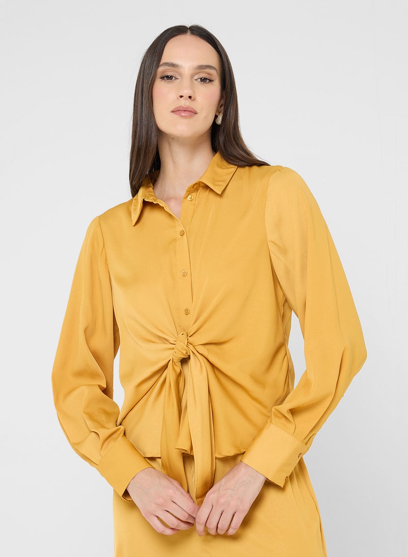 فيرو مودا قميص ليون بأزرار وأكمام طويلة من الساتان بعقدة - Image 1