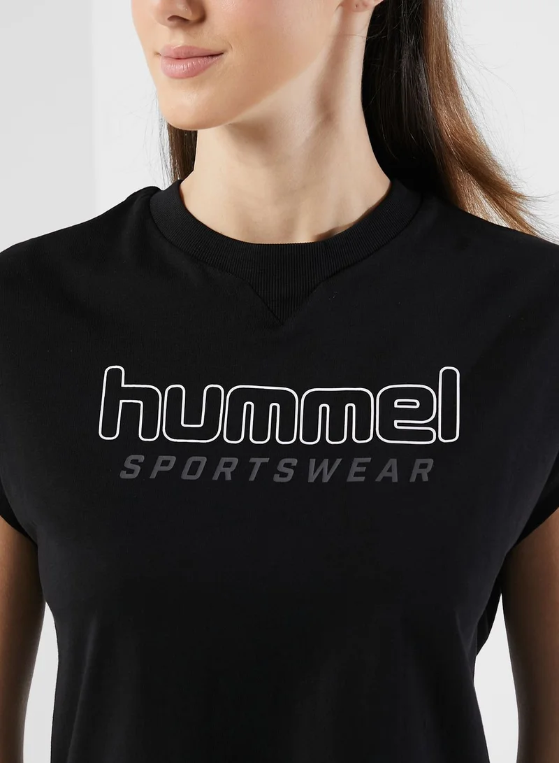 Hummel June Cropped T-Shirt