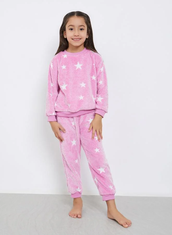 Styli Styli Girls Pink Star Print Fleece Top with Pyjama Set