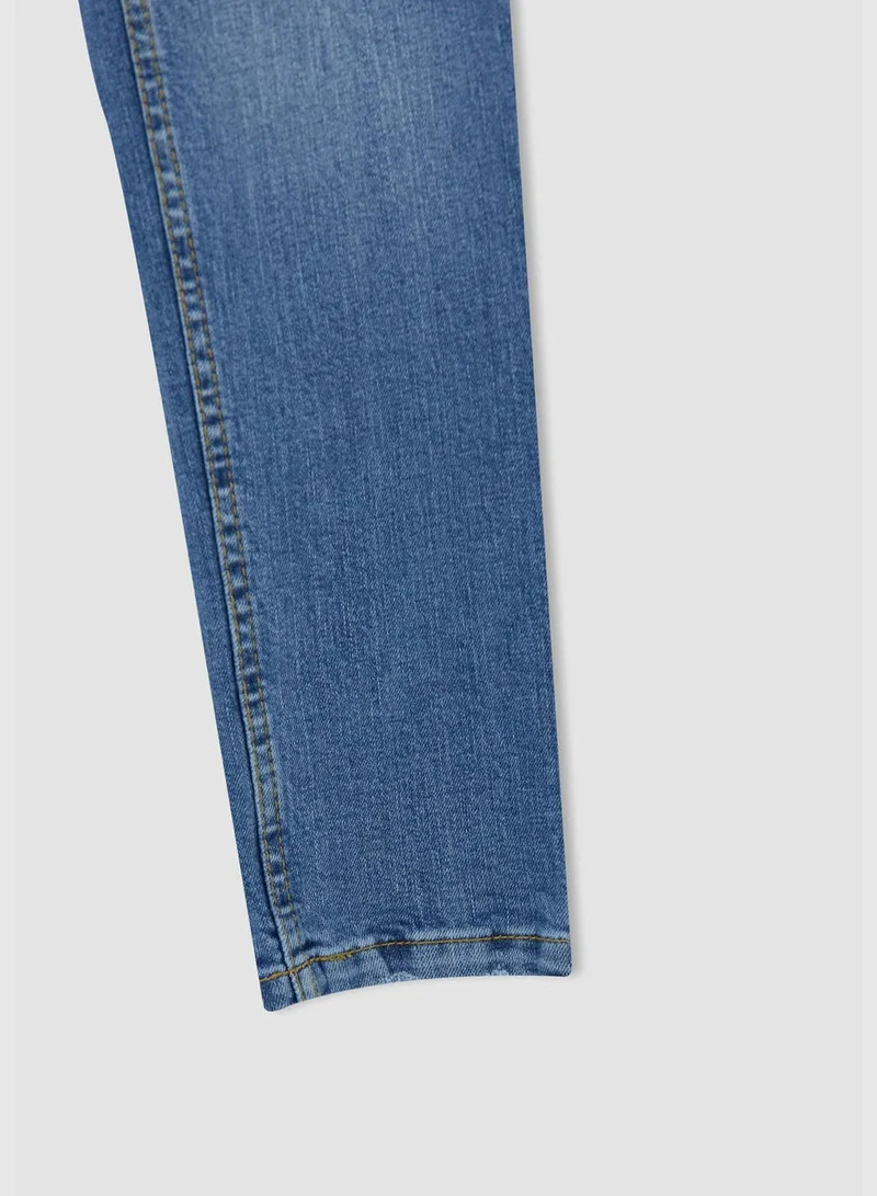 ديفاكتو Man Skinny Comfort Fit Denim Trousers