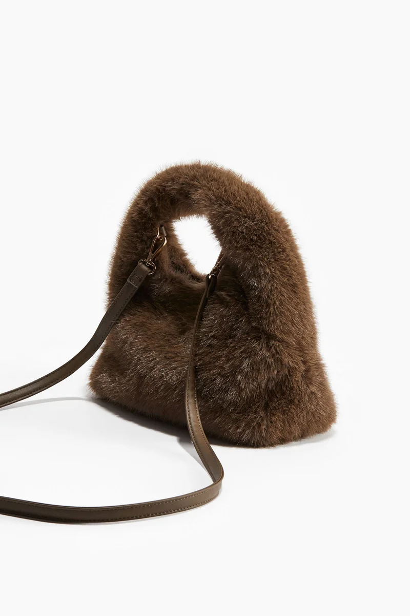 اتش اند ام Fluffy Crossbody Bag