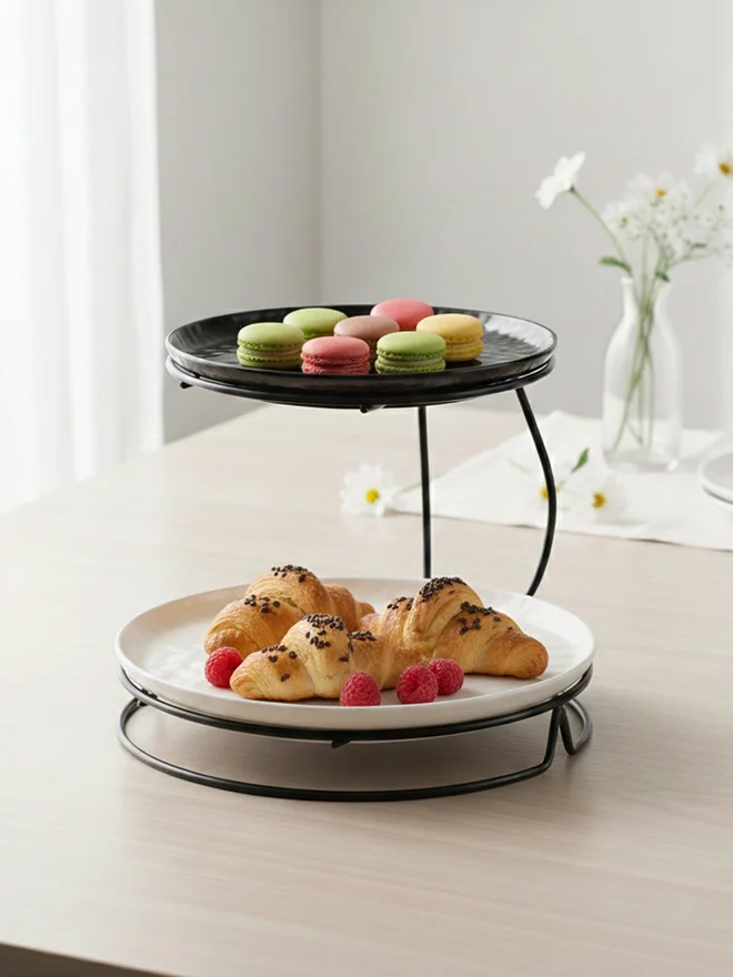 Shallow 3-Piece Porcelain Bowl Set with Stand 12cm
