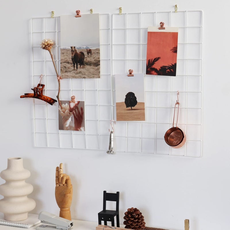 FRIADE لوحة شبكة حائطية FRIADE لعرض الصور منظم تخزين حائط 5 مشابك معدنية 3 خطافات S 4 مسامير 4 مشابك تعليق بلاستيكية و 4 براغي مقدمة الحجم 175 × 118 مجموعة من 2 باللون الأبيض