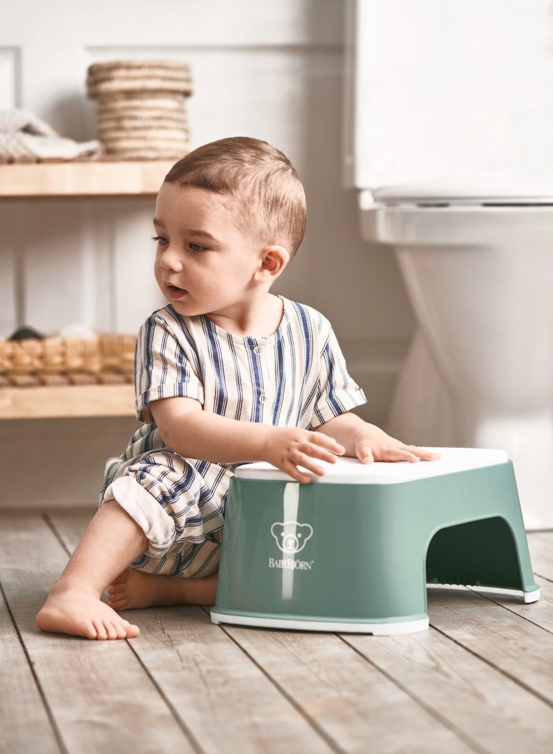 BABYBJORN Baby Step Stool Deep Green And White  - Image 2