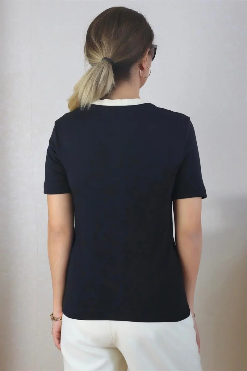 ريتنيس Women's Full Texture Collar Ribbed Black Ecru Double Color T-Shirt