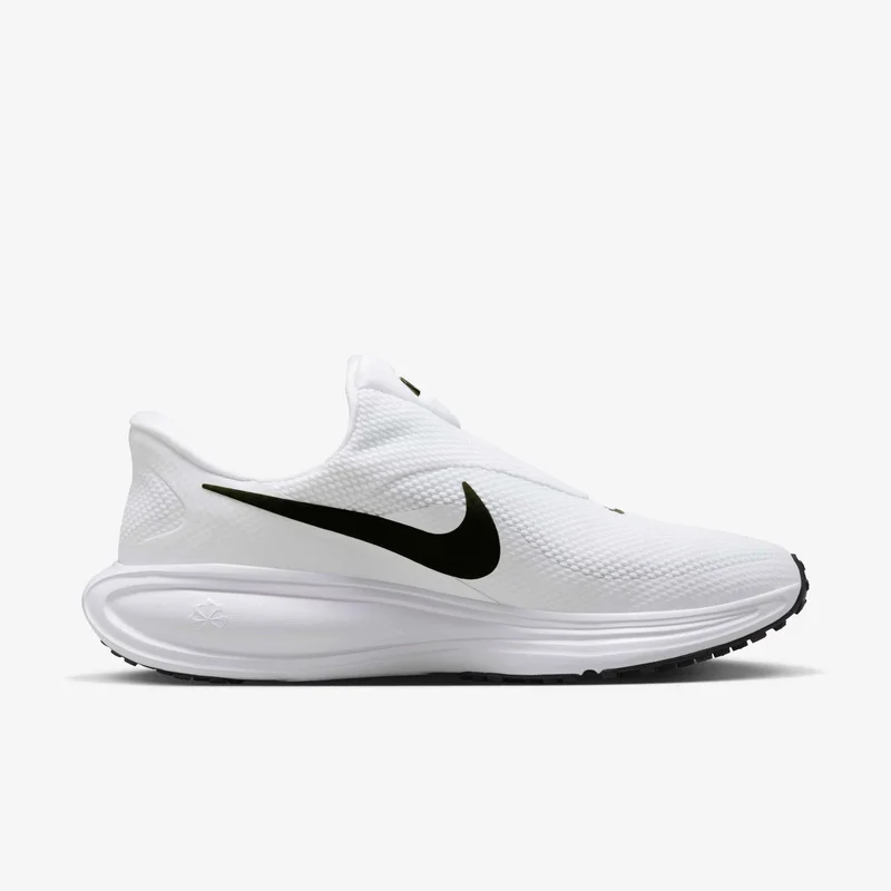 Nike White Men's Revolution 8 EasyOn Road Running Shoes for Men | Best Price UAE