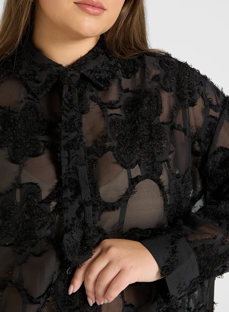 ايلا بلس Slef Textured Button Down Top