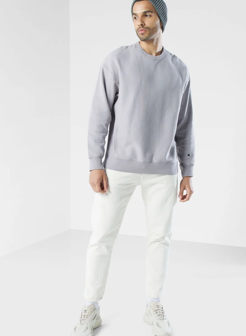 Champion Essential Sweatshirt