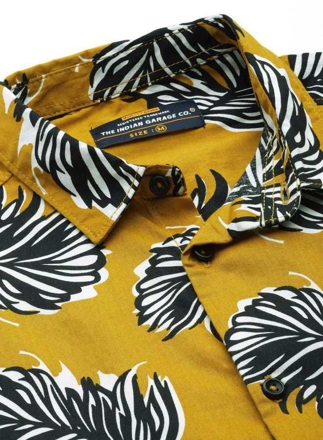 The Indian Garage Co Men Slim Fit Tropical Half Sleeves Spread Collar Resort Wear Shirt