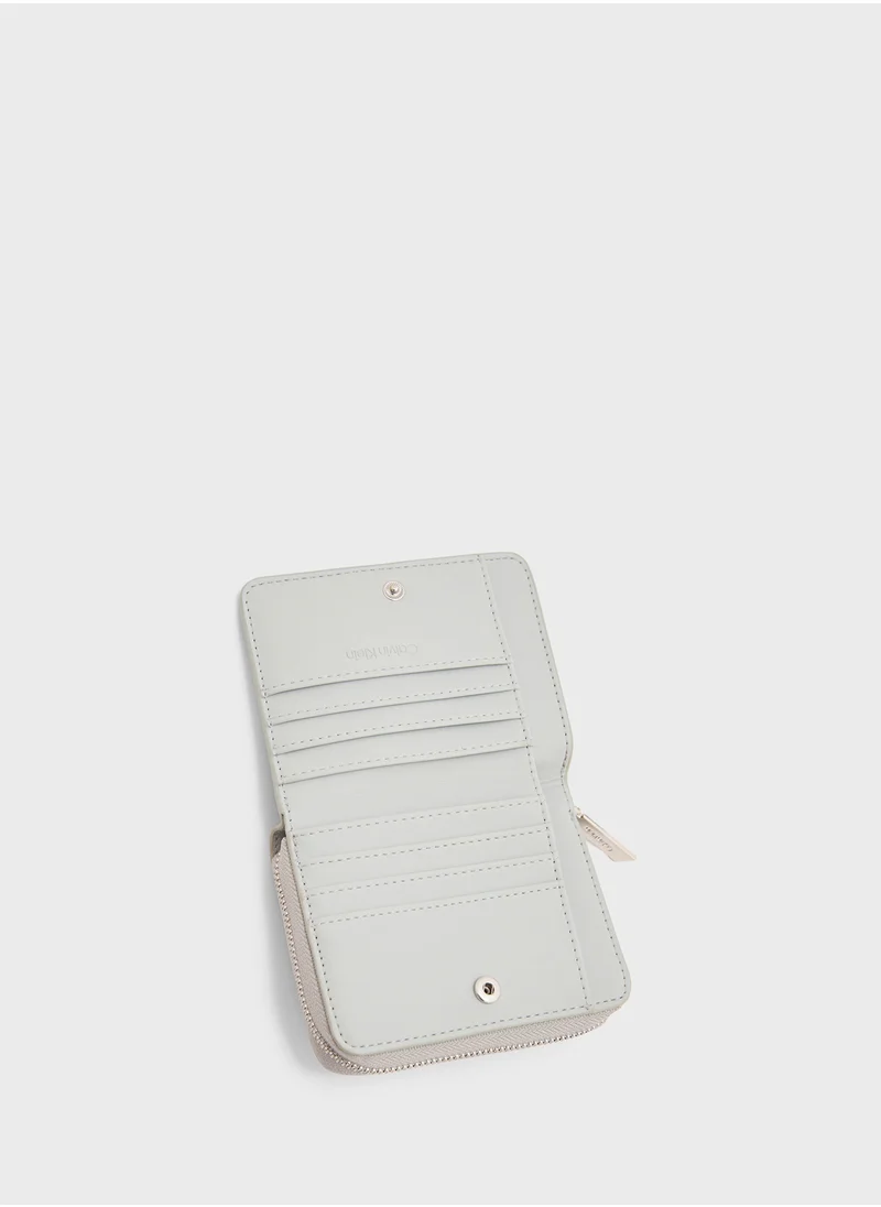 CALVIN KLEIN MEDIUM ZIP WALLET