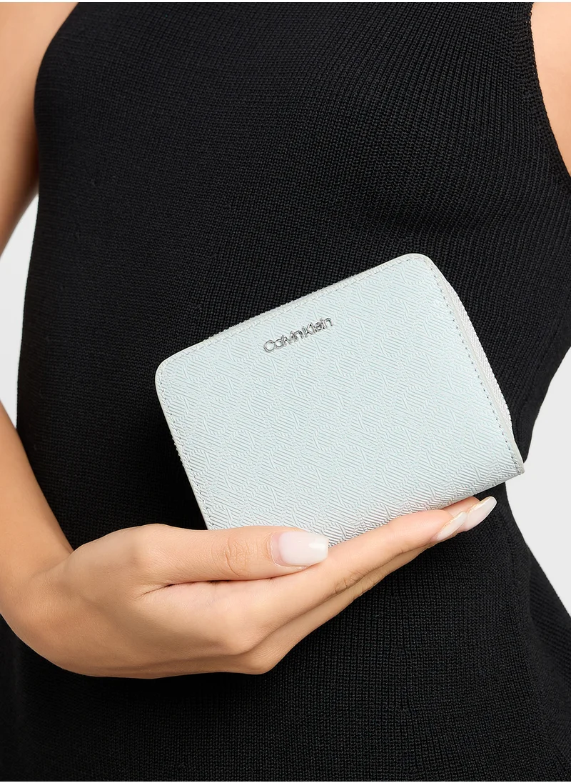 CALVIN KLEIN MEDIUM ZIP WALLET
