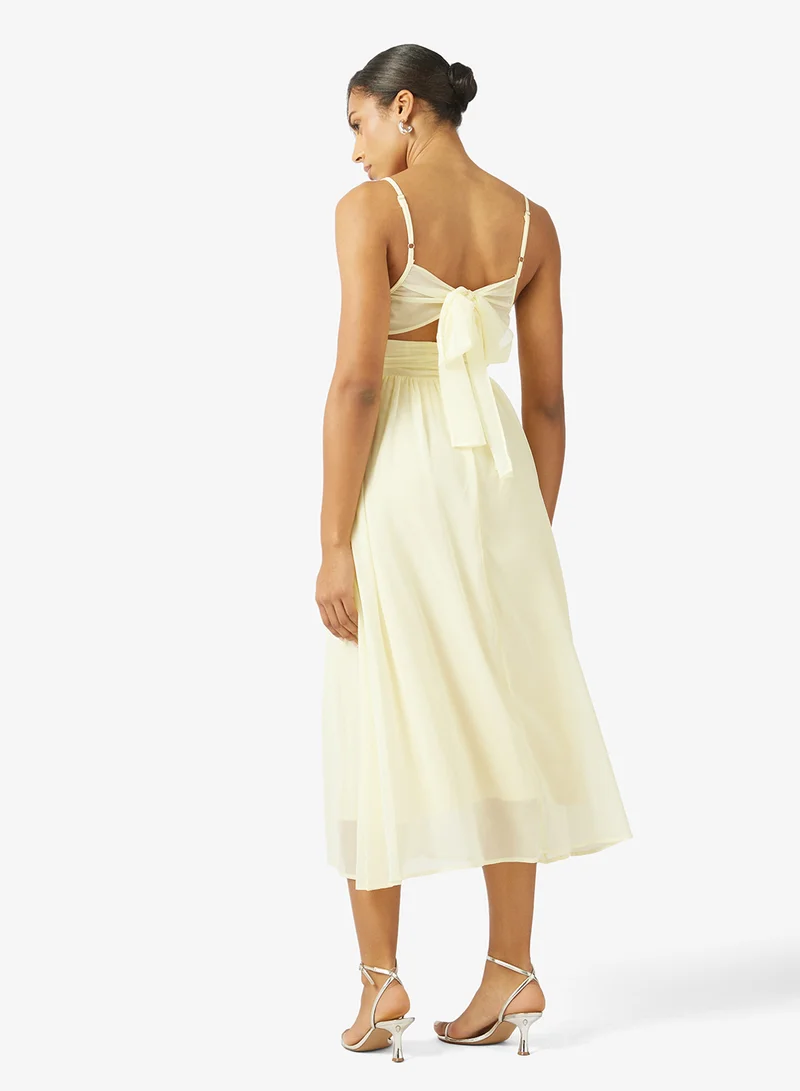 ايلا فستان صيفي بفتحة عنق عميقة