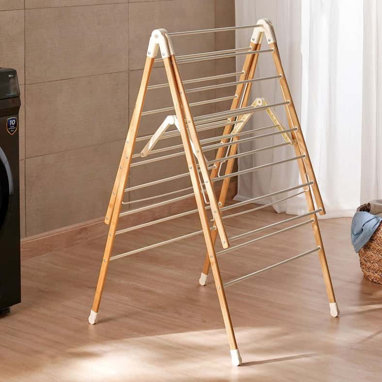 Pan Home مجفف ملابس قابل للطي من الخيزران الطبيعي للمنزل - Image 3