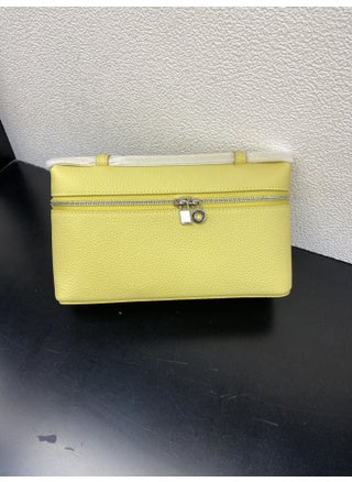 Yellow lychee pattern first layer cowhide