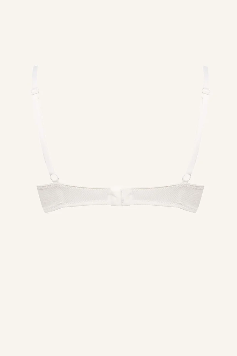 ديفاكتو Fall in Love With Pad Bra