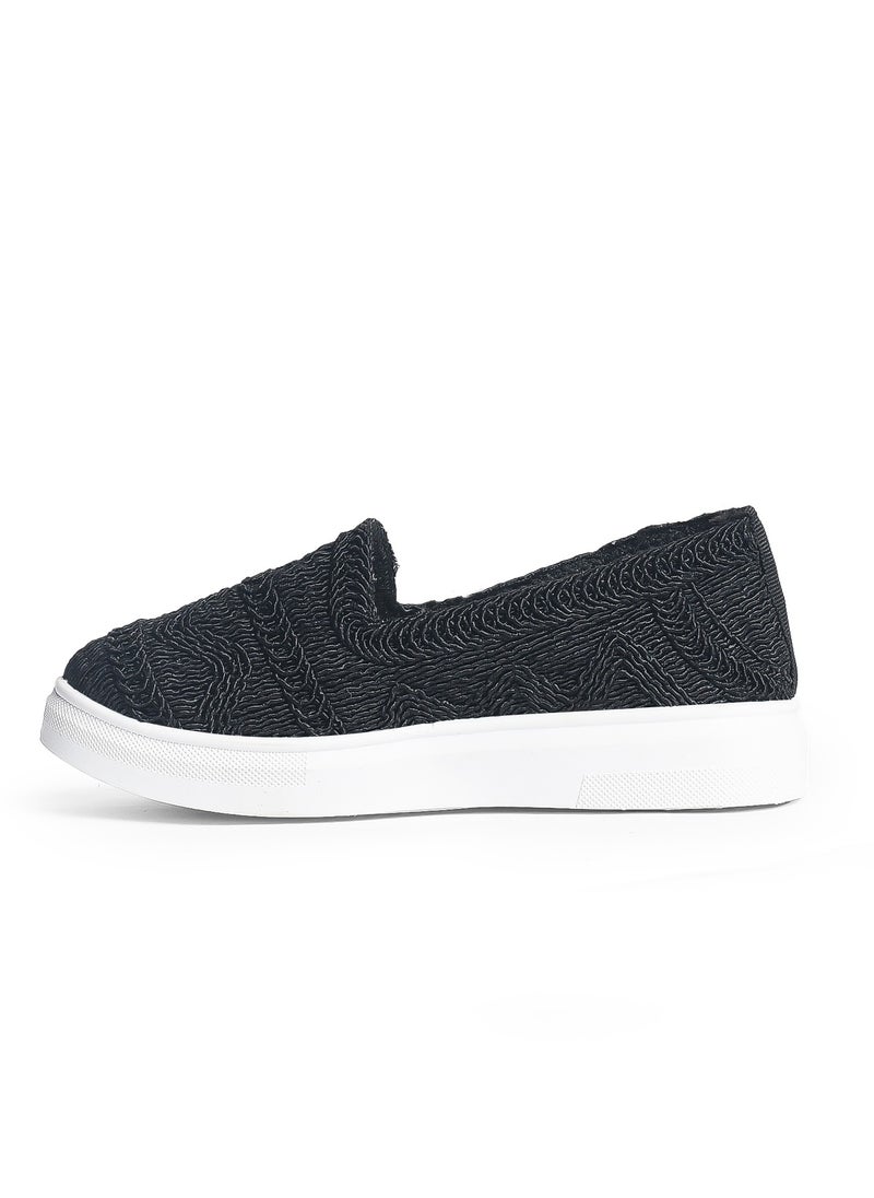 Desert Knitted Slip-on Walking Shoes For Women  - Image 3