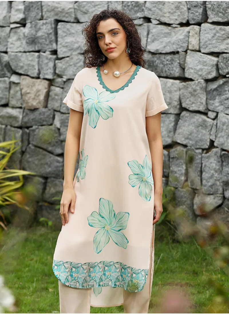 قصة Women's Soft Pink & Seagreen Chantilly Bloom Kurta Set