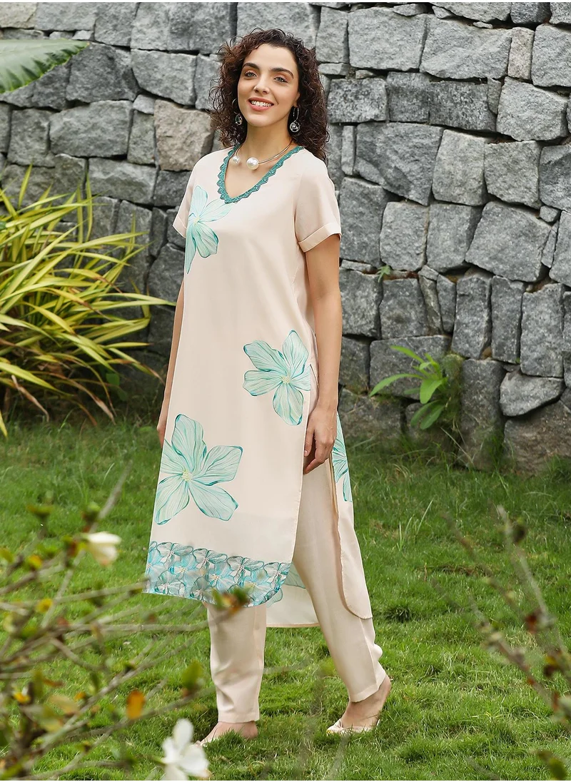  قصة Women's Soft Pink & Seagreen Chantilly Bloom Kurta Set