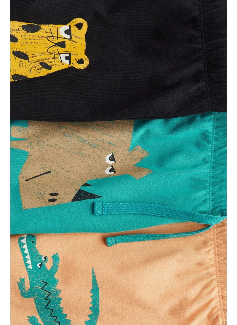 اتش اند ام 3-pack pull-on shorts