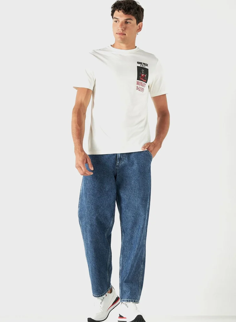 اس بي كاركترز One Piece Graphic Print Crew Neck T-Shirt