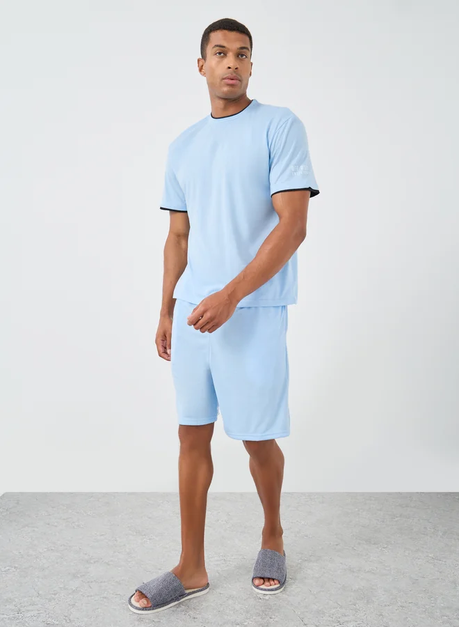 Styli Styli Sloan Print Round Neck T-Shirt and Shorts Pyjama Set