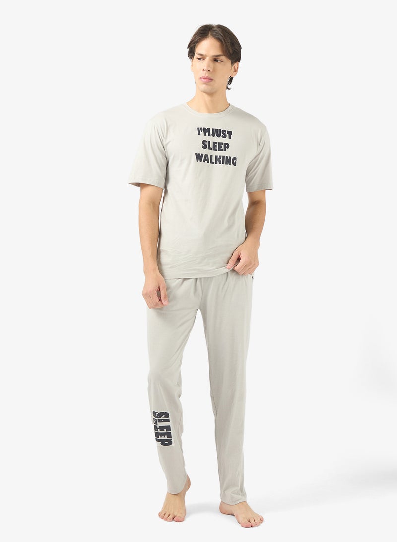 سفنتي فايف طقم بيجامة تي شيرت وبنطلون - Image 1