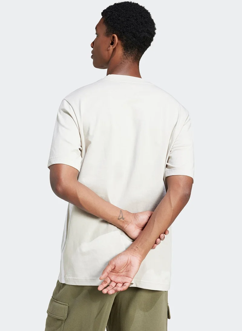 اديداس تيشيرت أساسي بثلاث خطوط