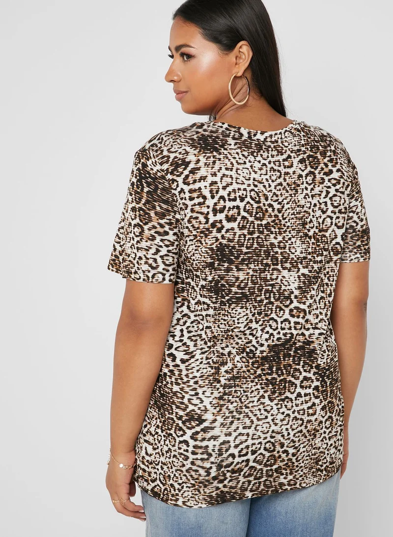 Only Carmakoma Animal Print Slogan T-Shirt