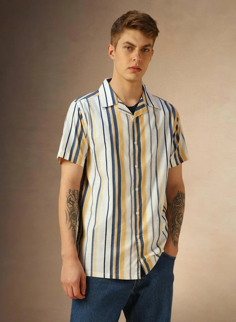 Dennis Lingo Men's Yellow 100% Cotton Striped Relaxed Fit Shirt