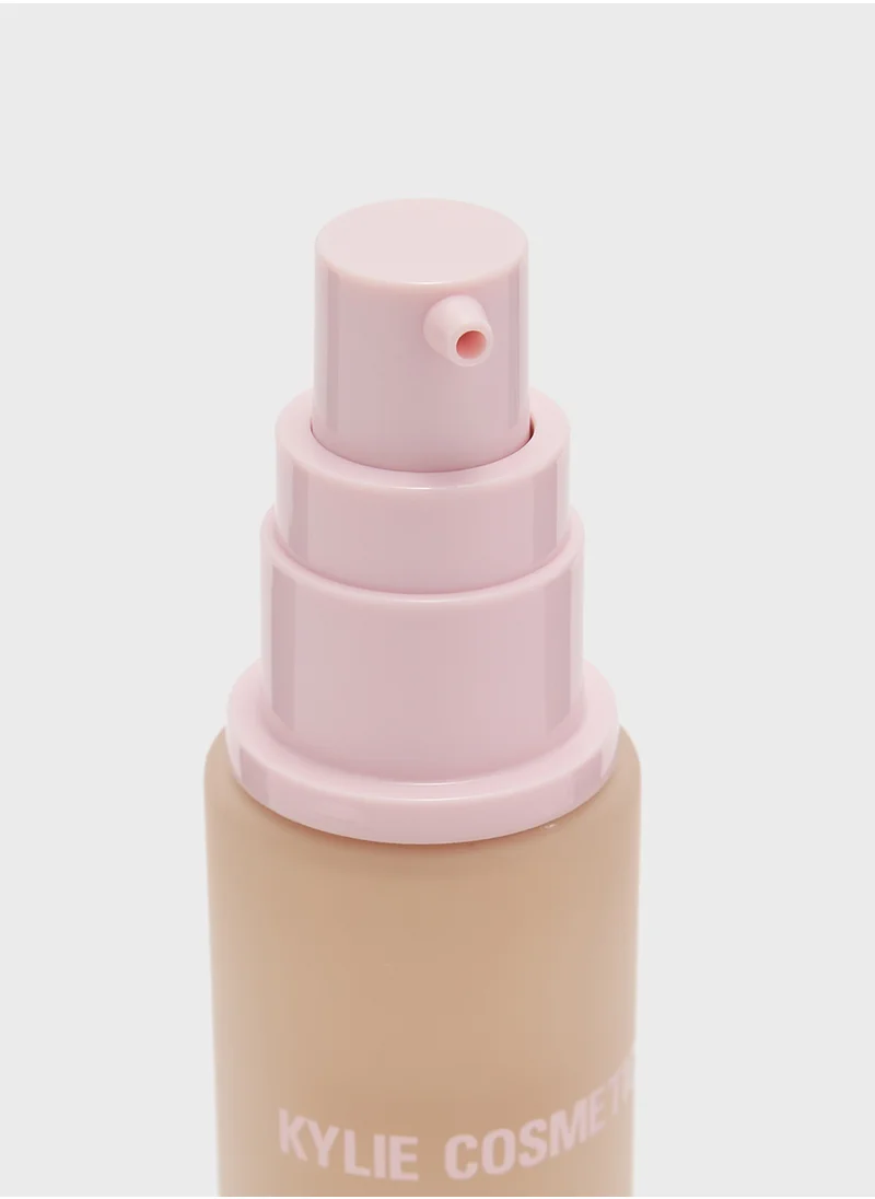 كايلي كوزماتيكس Power Plush Longwear Foundation - 4C, 30Ml