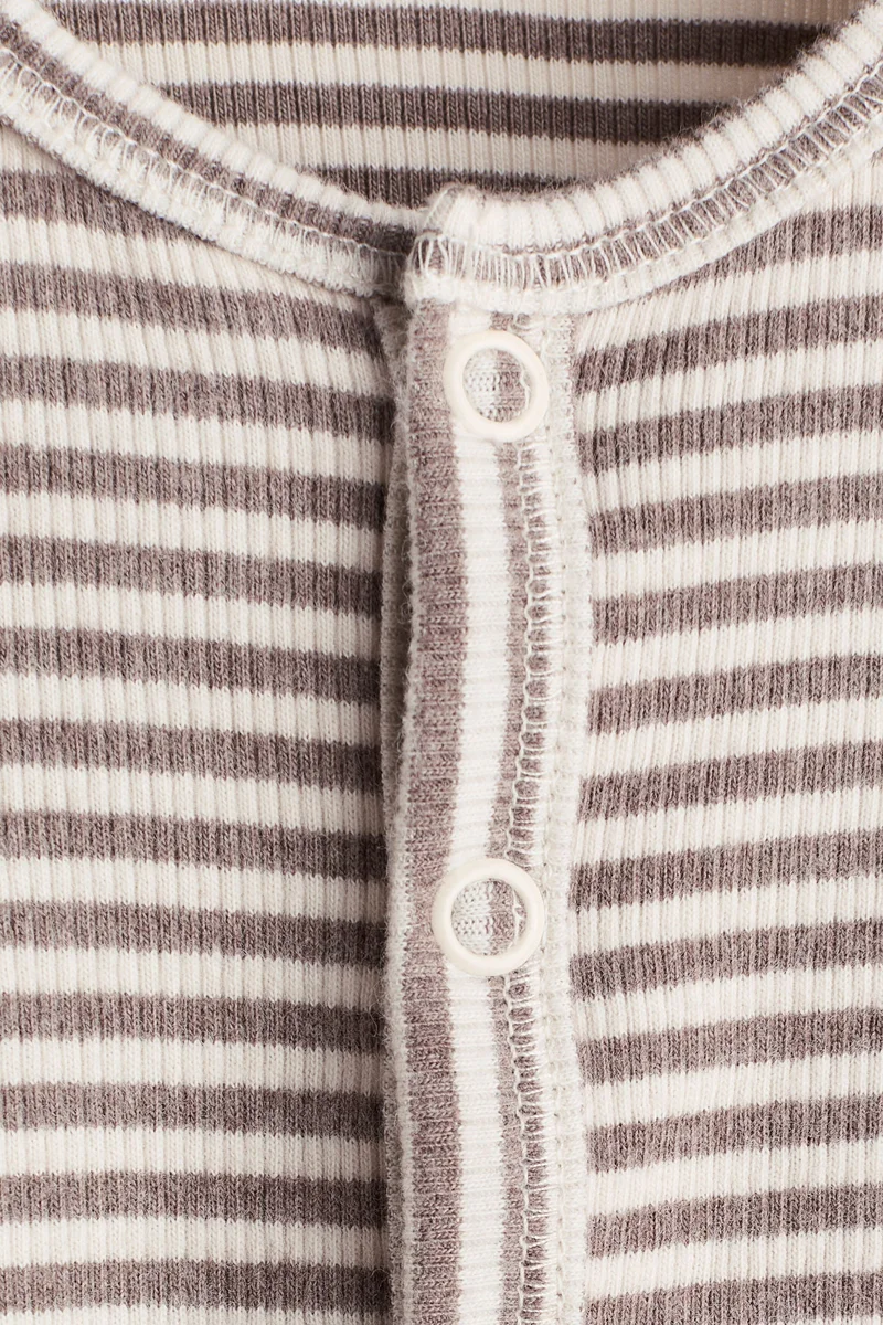 H&M Ribbed cotton romper suit