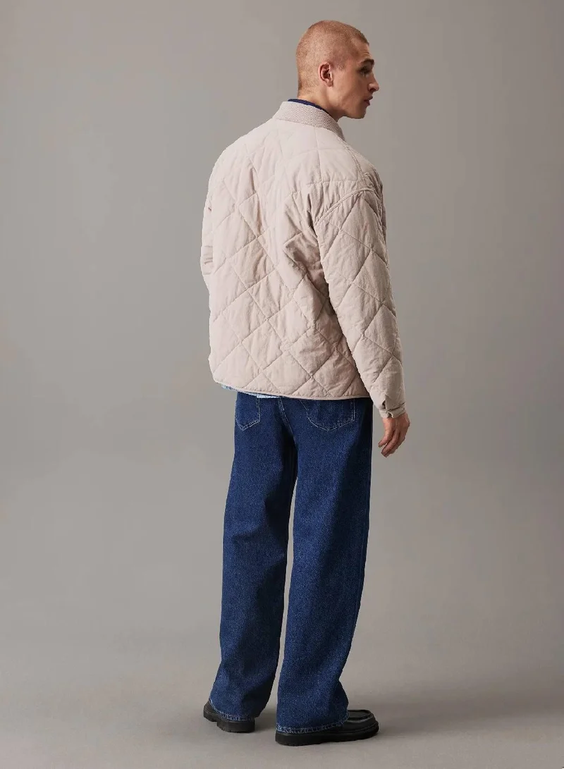 كالفن كلاين جينز جاكيت من النايلون مبطن