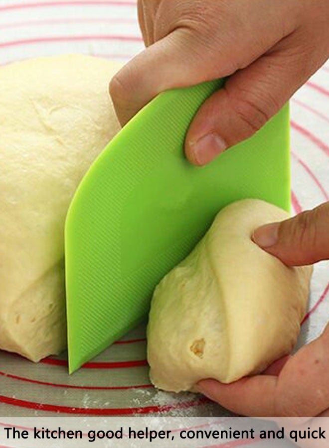 وهاواي 6Pcs Plastic Dough Scraper Bowl Scraper Food-safe Dough Cutter Flexible Plastic Scraper Bench Scraper Multipurpose Food Scrappers for Dough, Bread, Cake, Cream, Fondant(White+Green)  - Image 4