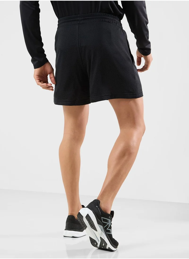 New Balance 5"Essential Mesh Shorts