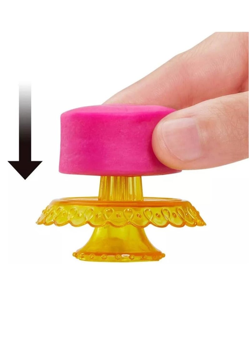 باربي مجموعة لعب المخبوزات مع 12 دمية صغيرة، وشعر وردي، ومحطة خبز، وميزة صنع الكعك وأكثر من 20 قطعة لعب واقعية، 3 فما فوق - Image 5