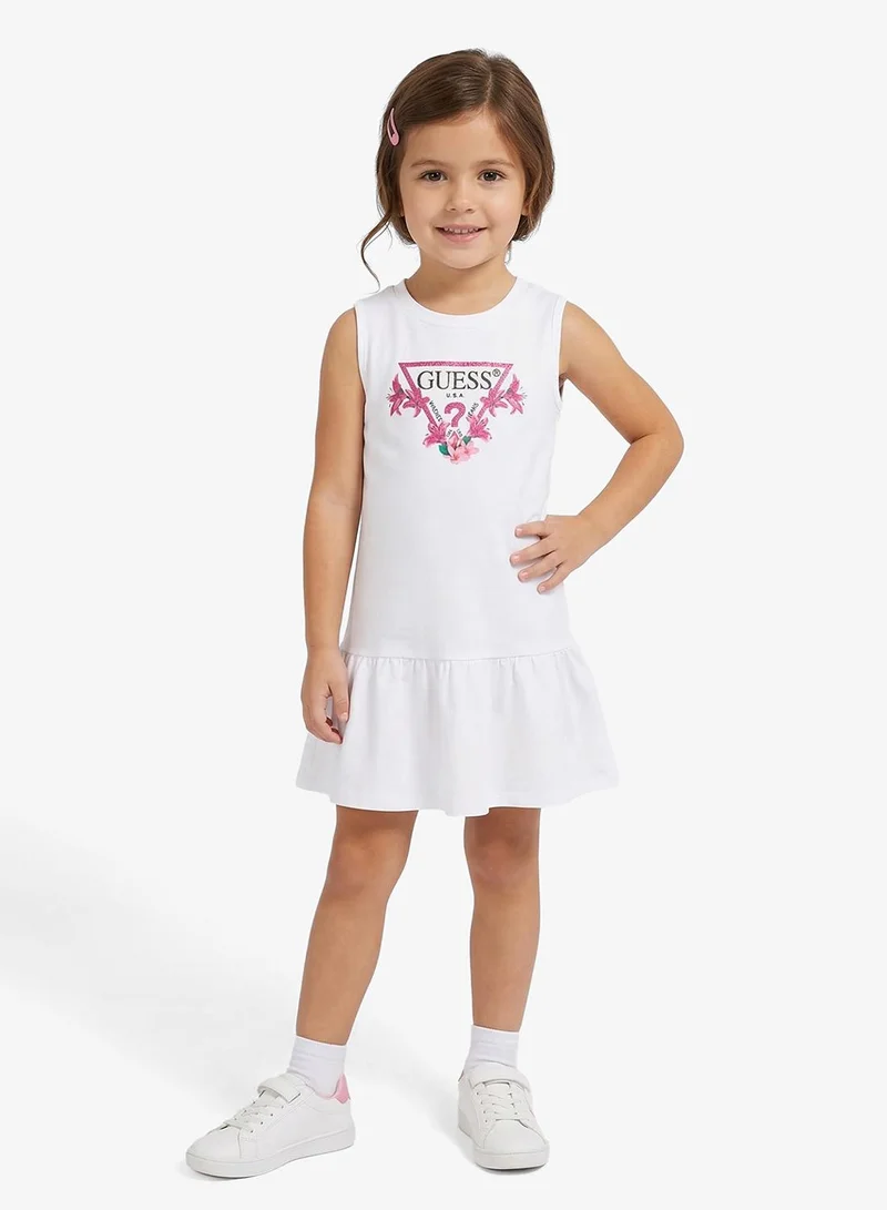 جس فستان بلا أكمام بحافة مكشكشة