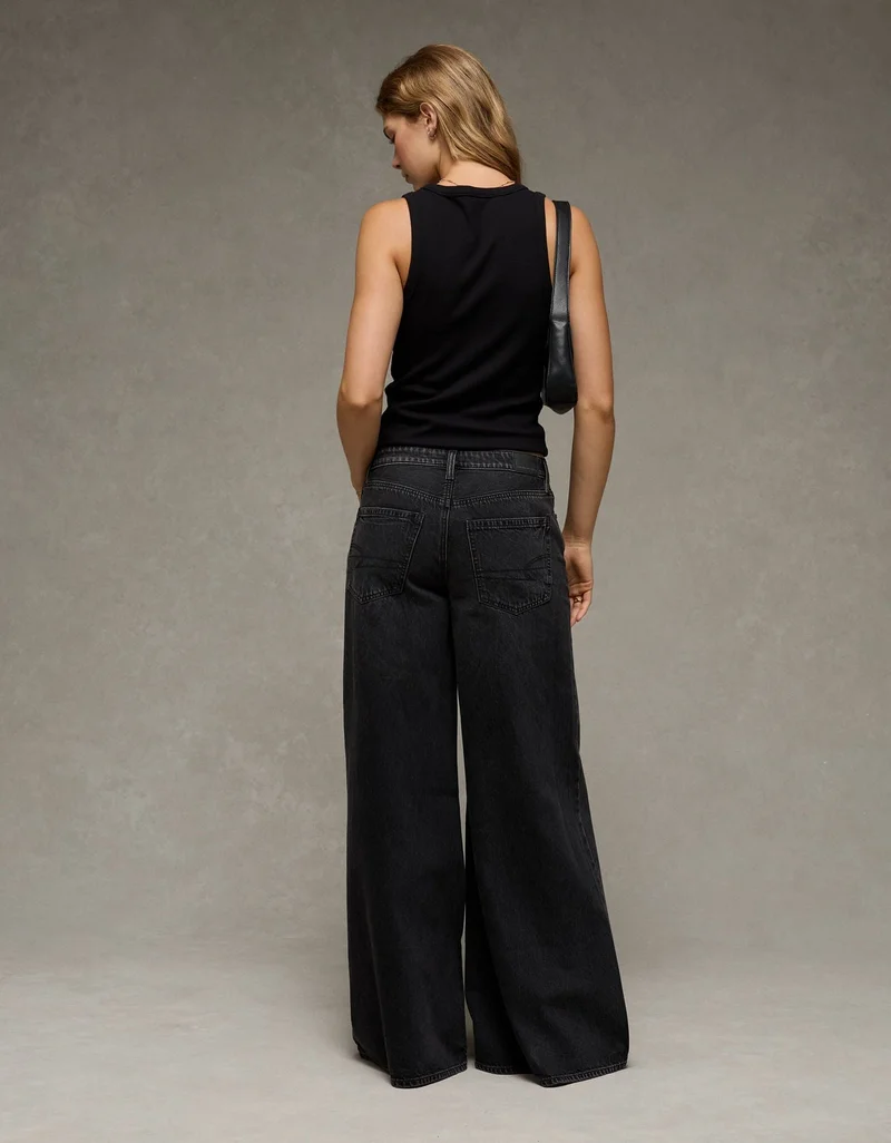 امريكان ايجل جينز بقصة حرف