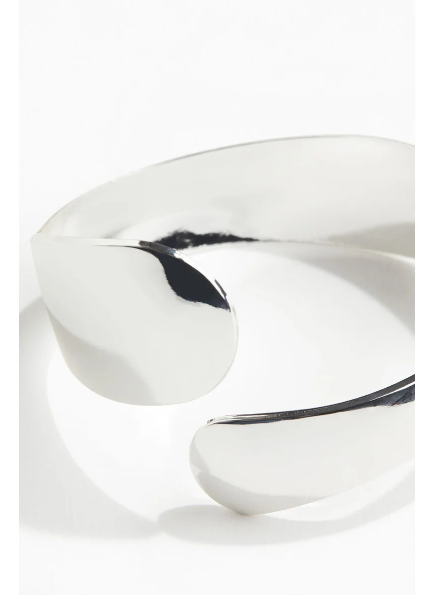 اتش اند ام Cuff Bracelet