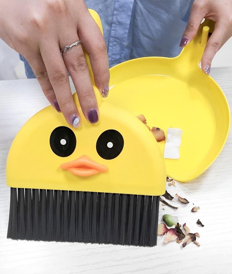 SpiderJuice 1Pc Plastic Cute Yellow Small Broom and Dustpan Mini Broom and Dustdusts Cleaner Desk Waste Cleaning Tools Sweeping Brush Hand Broom and Brush Whisk Broom Preschool Toys & Pretend Play - Image 4
